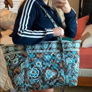 Vera Bradley tote!